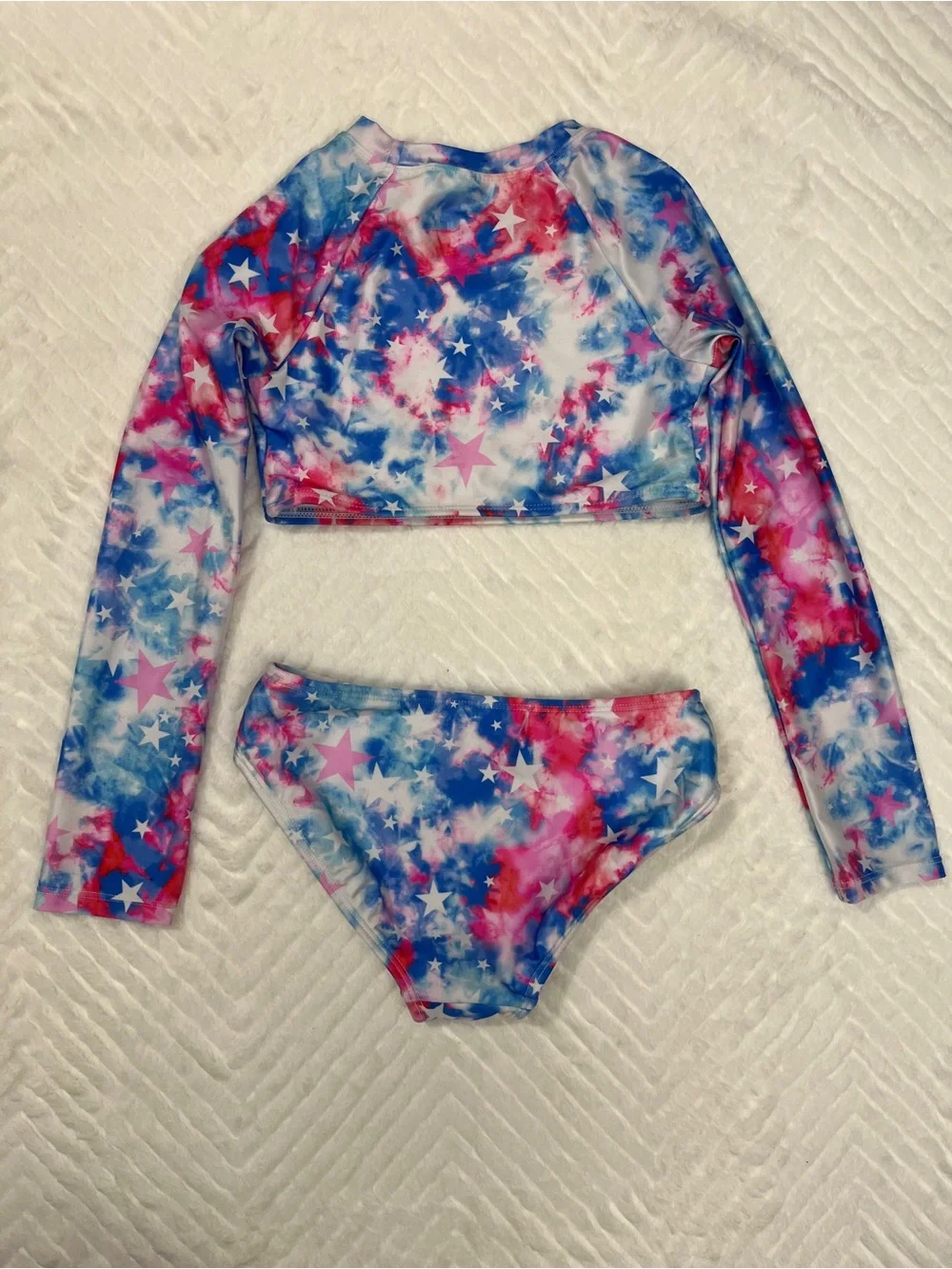 Cat & Jack Girls' Star Tie-Dye Long Sleeve Rash Guard swim suit set medium
